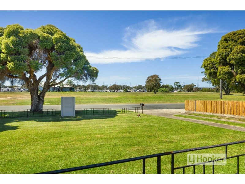 103 Slip Road, Paynesville VIC 3880