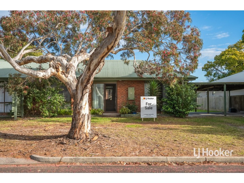 1/19 Toonalook Parade, Paynesville VIC 3880