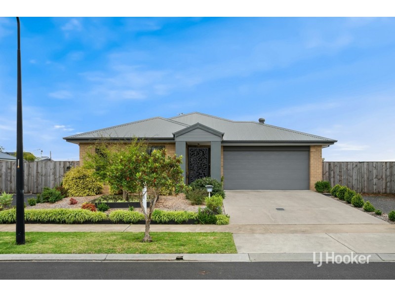 13 Seagreen Close, Eagle Point VIC 3878