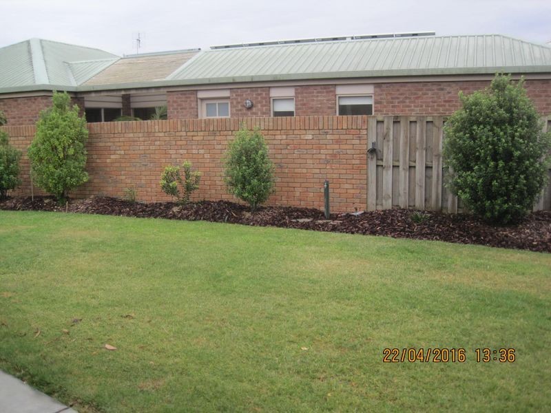 2/1 Windjammer Court, Paynesville VIC 3880