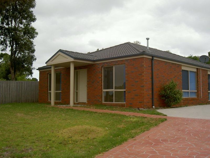 16 Acrux Drive, Newlands Arm VIC 3875