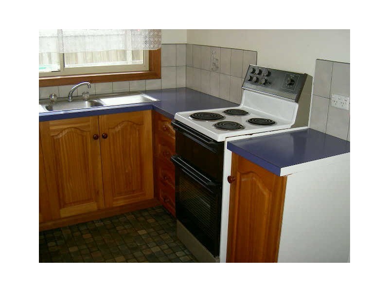 2/34 Cumming Street, Paynesville VIC 3880