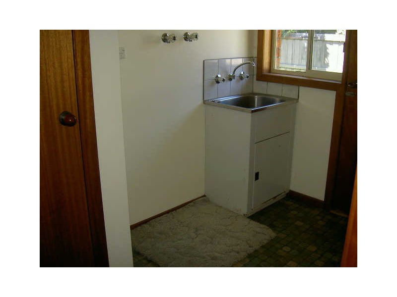 2/34 Cumming Street, Paynesville VIC 3880