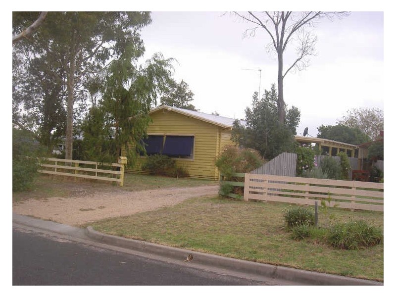 26 Toonalook Parade, Paynesville VIC 3880