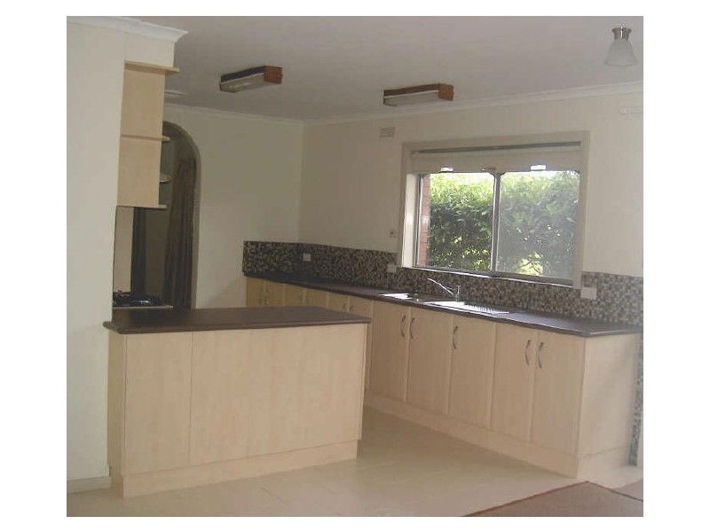 1 McMillan Grove, Paynesville VIC 3880