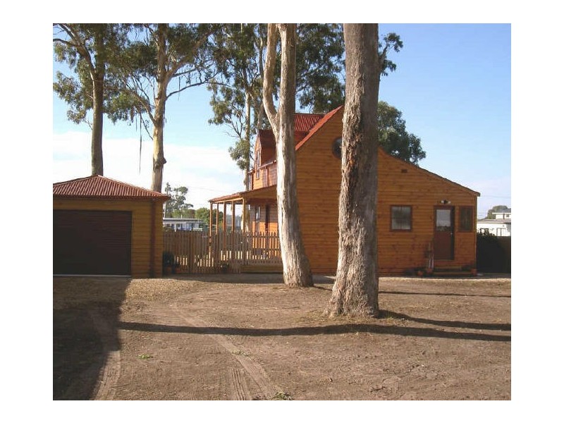 46 Cumming Street, Paynesville VIC 3880