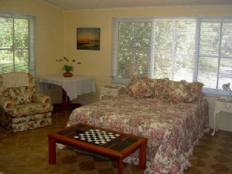Raymond Island VIC 3880