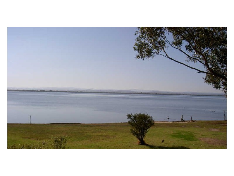 207 Bay Road, Eagle Point VIC 3878