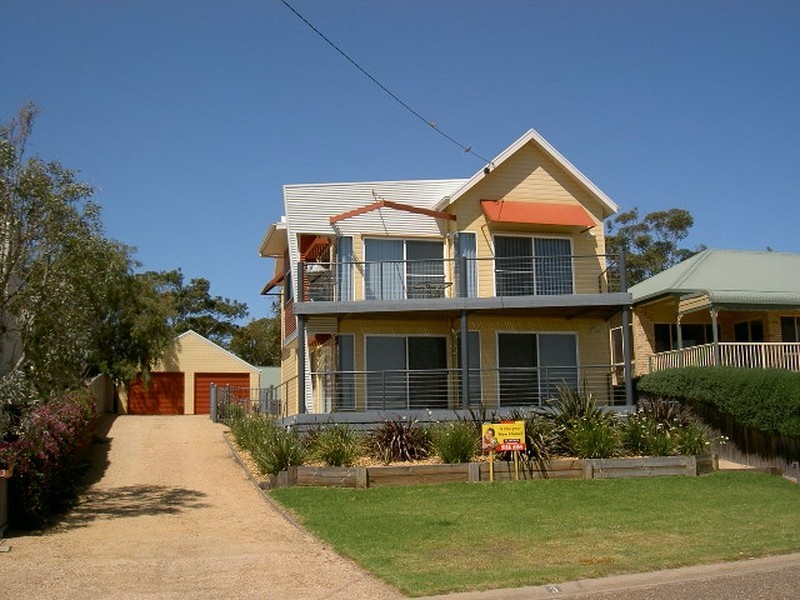 Raymond Island VIC 3880