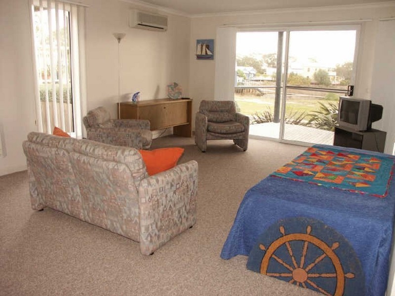 Raymond Island VIC 3880