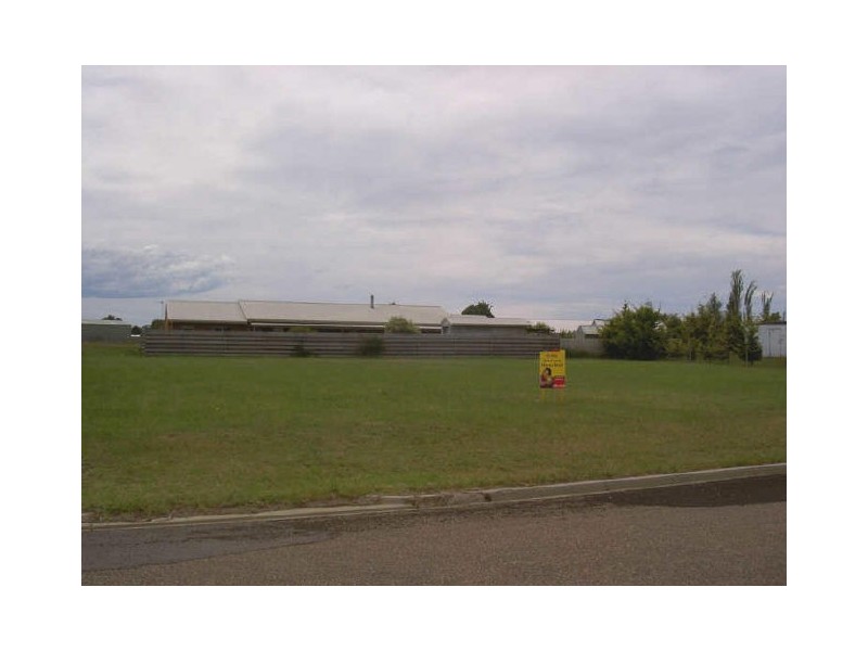 7 Lake Harbour Avenue, Newlands Arm VIC 3875