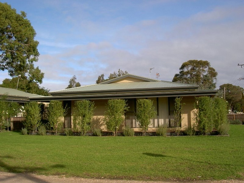 Raymond Island VIC 3880