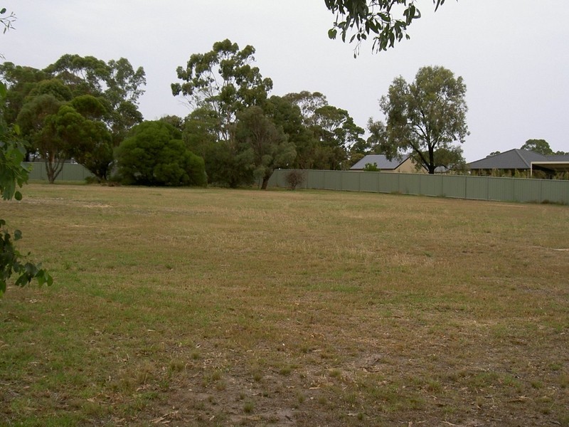 1 2 3 & 4/27 Paynesville Road, Paynesville VIC 3880