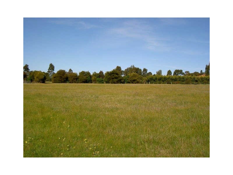 20 Mallard Close, Newlands Arm VIC 3875