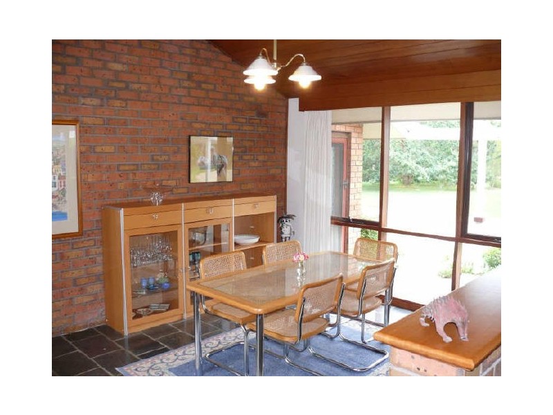 Eagle Point VIC 3878