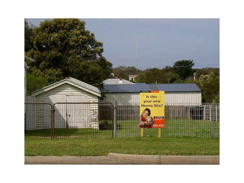 8 Main Road, Paynesville VIC 3880