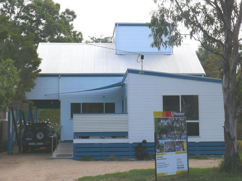 36 Fourth Avenue, Raymond Island VIC 3880