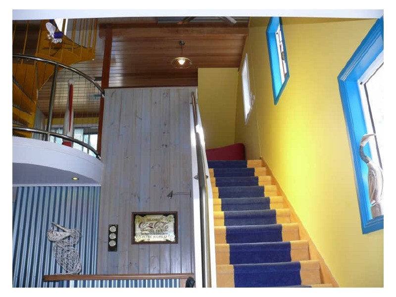 36 Fourth Avenue, Raymond Island VIC 3880