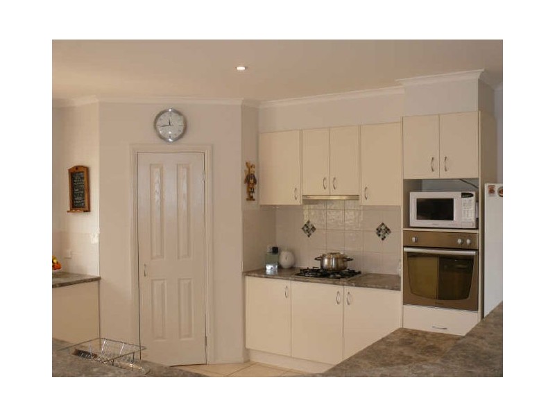 Eagle Point VIC 3878