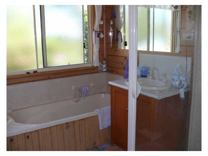 Eagle Point VIC 3878