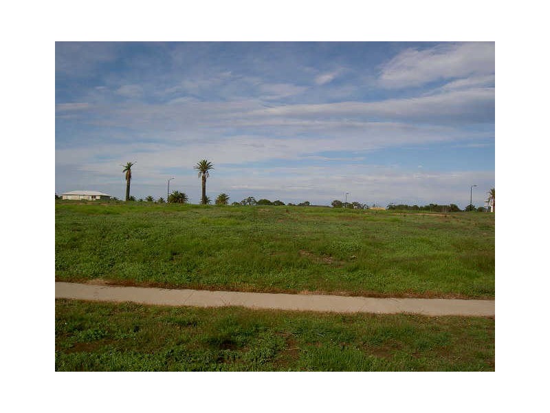 31 Eagle Bay Terrace, Paynesville VIC 3880