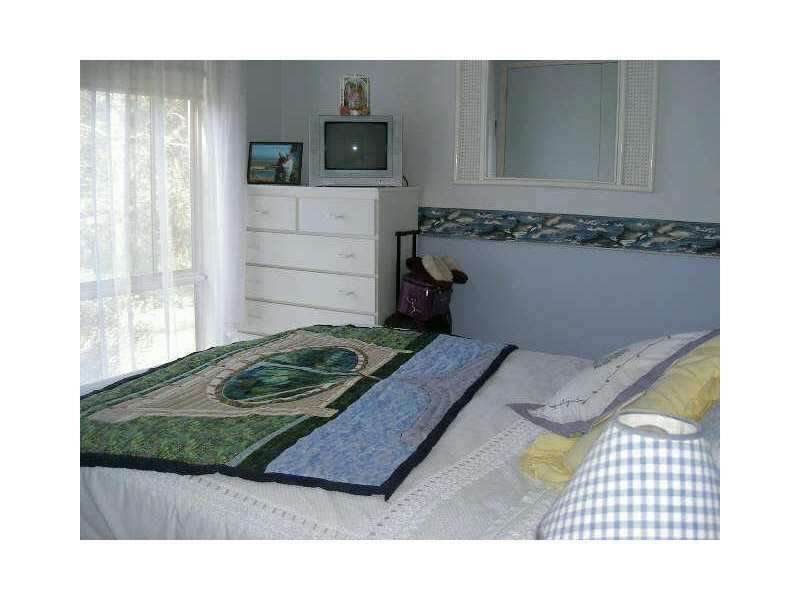 Raymond Island VIC 3880