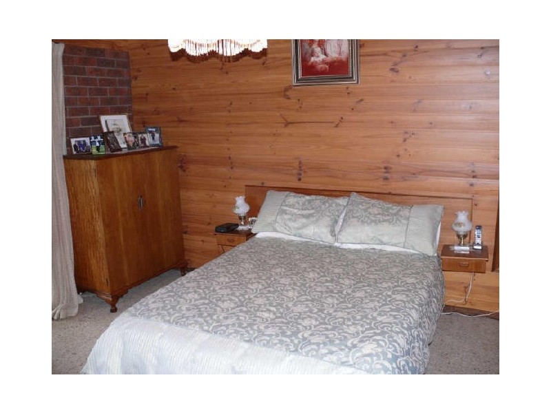 Eagle Point VIC 3878