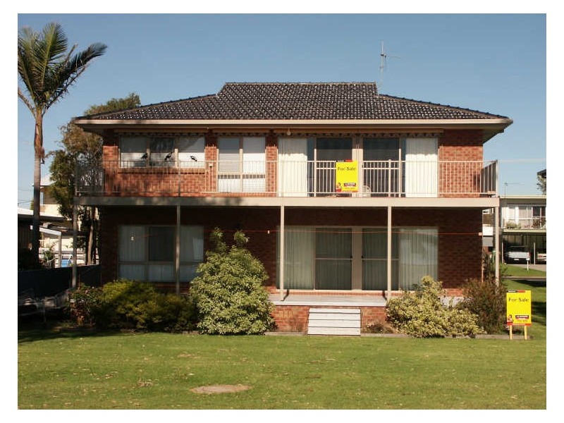 4 Marina Drive, Paynesville VIC 3880