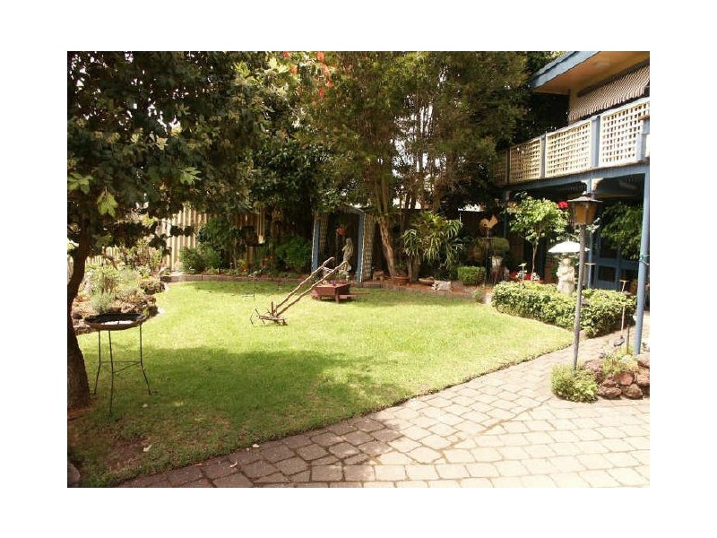 Raymond Island VIC 3880