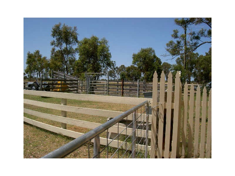 255 Birrells Road, Paynesville VIC 3880