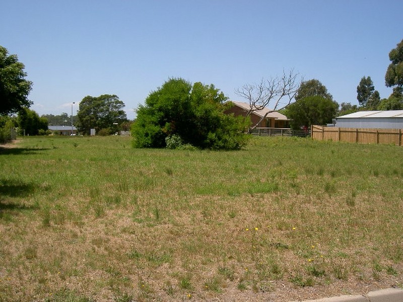 5 Outlook Avenue, Newlands Arm VIC 3875