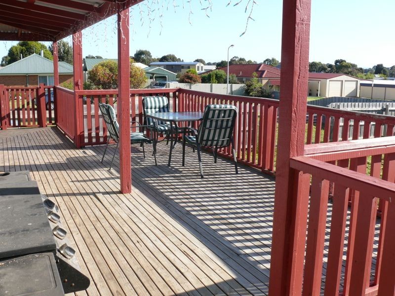 8 Landfall Avenue, Newlands Arm VIC 3875