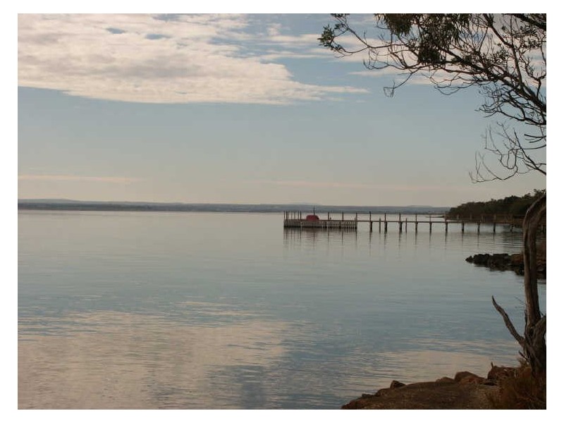 185 Western Boulevard, Raymond Island VIC 3880