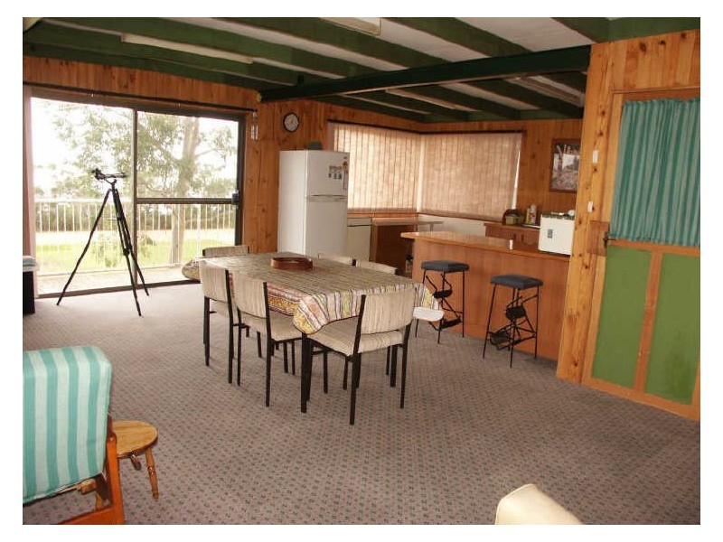 185 Western Boulevard, Raymond Island VIC 3880