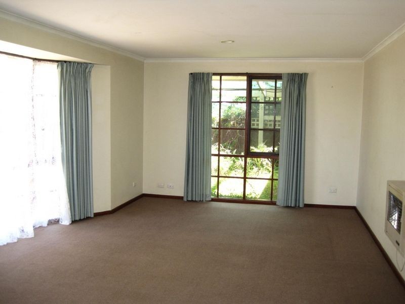 4 Parkwood Close, Paynesville VIC 3880