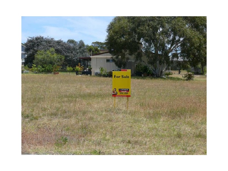 6 Acrux Drive, Newlands Arm VIC 3875