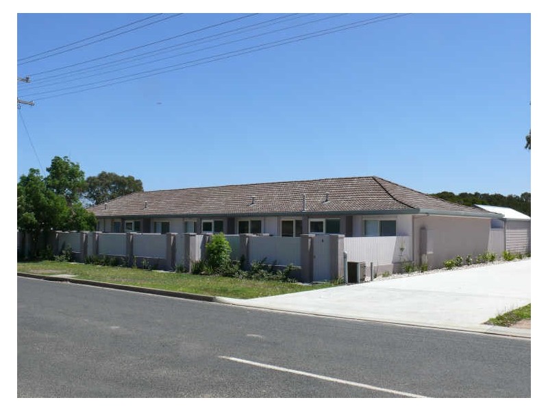 Unit 4/155 Bay Road, Eagle Point VIC 3878