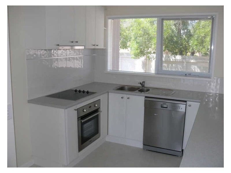 Unit 4/155 Bay Road, Eagle Point VIC 3878