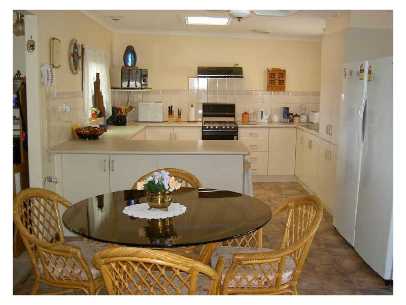 Raymond Island VIC 3880