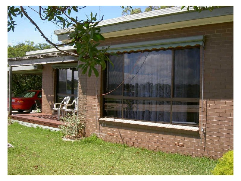 Raymond Island VIC 3880