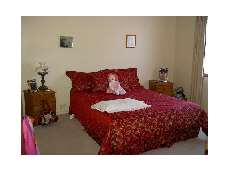 Raymond Island VIC 3880