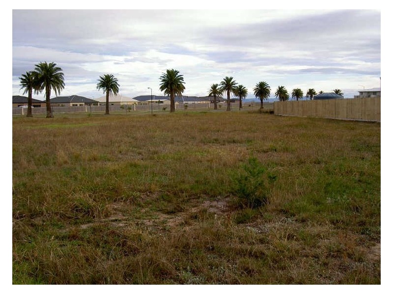 14 Wisteria Place, Paynesville VIC 3880