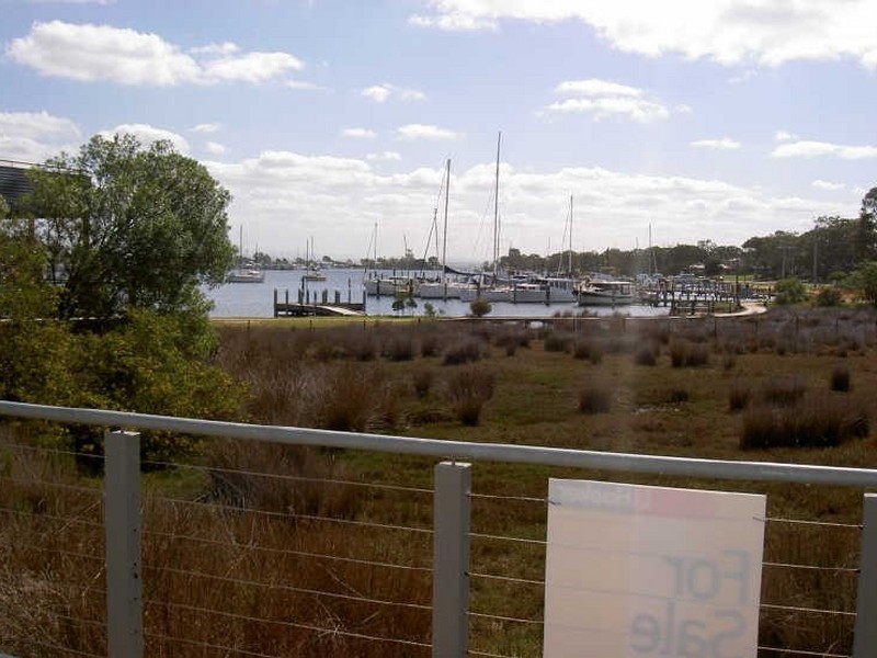 Raymond Island VIC 3880