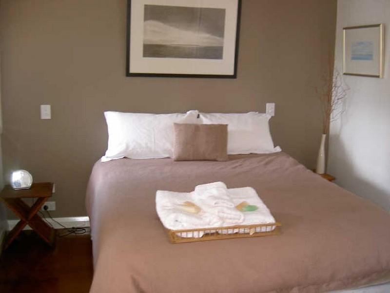 Raymond Island VIC 3880