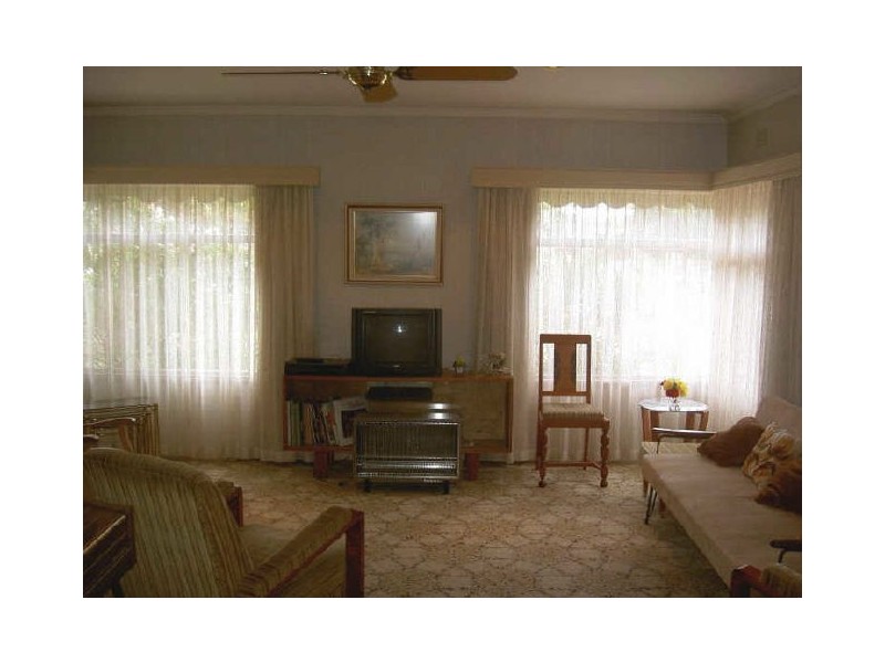 18 Wellington Street, Paynesville VIC 3880