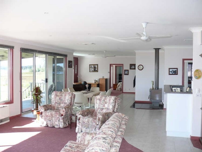 Eagle Point VIC 3878