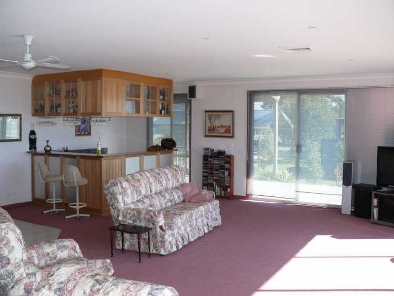 Eagle Point VIC 3878