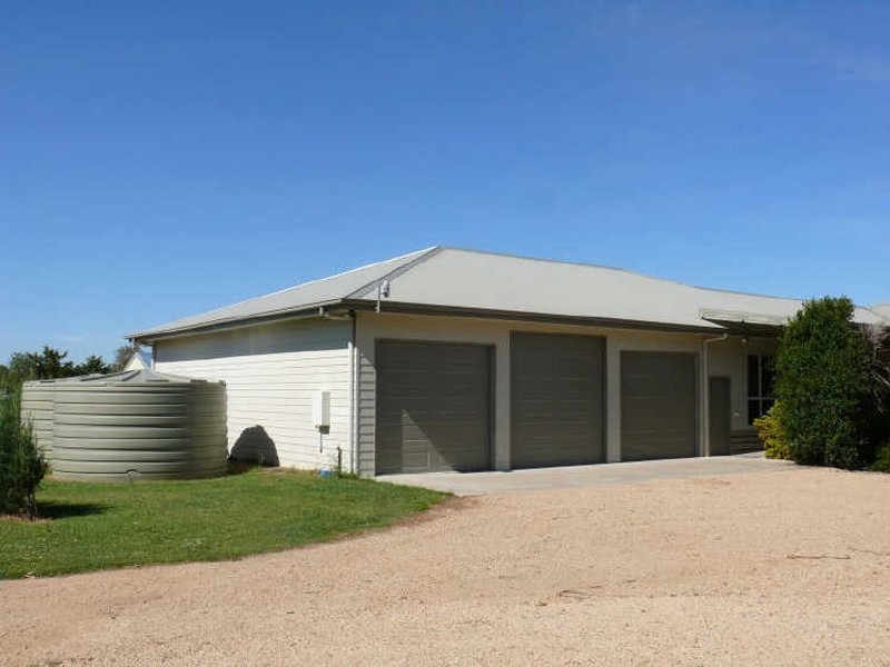 Eagle Point VIC 3878