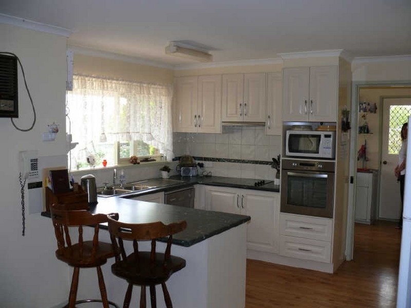 Eagle Point VIC 3878