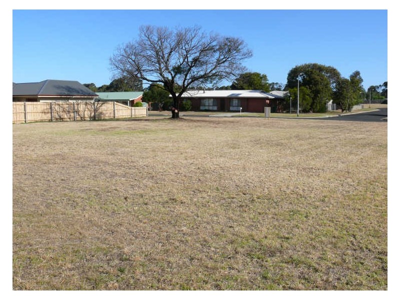 13 Lake Valley Way, Newlands Arm VIC 3875
